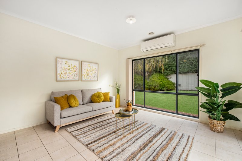 Photo - 7 Benambra Close, Pakenham VIC 3810 - Image 7