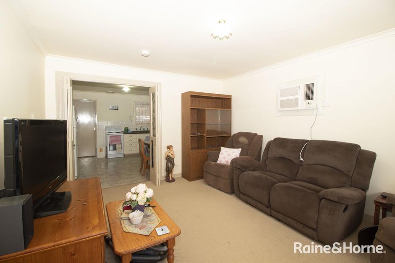 Photo - 7 Bengtell Close, Port Augusta West SA 5700 - Image 3