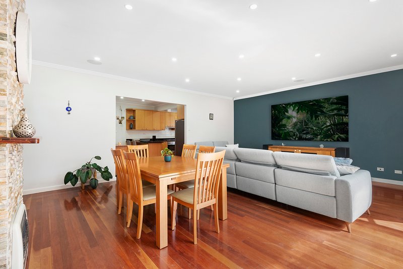 Photo - 7 Berring Avenue, Roselands NSW 2196 - Image 5