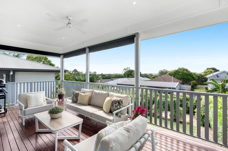 Photo - 7 Berringar Street, Wynnum QLD 4178 - Image 7