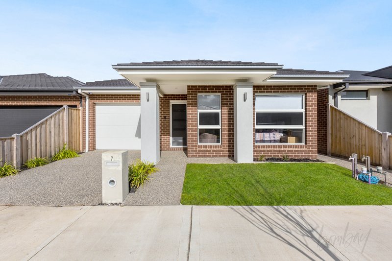 7 Bexley Terrace, Donnybrook VIC 3064