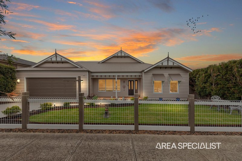 Photo - 7 Bilby Court, Pakenham VIC 3810 - Image 2