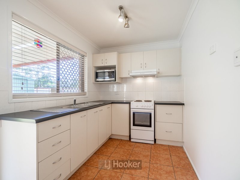 Photo - 7 Bilk Street, Crestmead QLD 4132 - Image 3