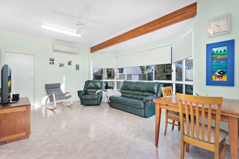 Photo - 7 Billara Avenue, Gymea Bay NSW 2227 - Image 5