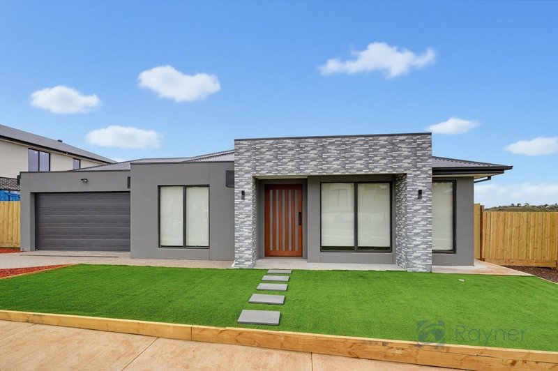 Photo - 7 Binap Street, Bacchus Marsh VIC 3340 - Image 1