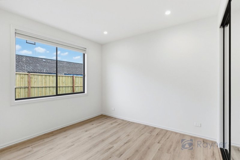 Photo - 7 Binap Street, Bacchus Marsh VIC 3340 - Image 6