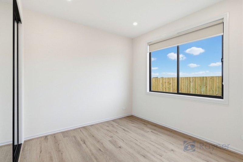 Photo - 7 Binap Street, Bacchus Marsh VIC 3340 - Image 11