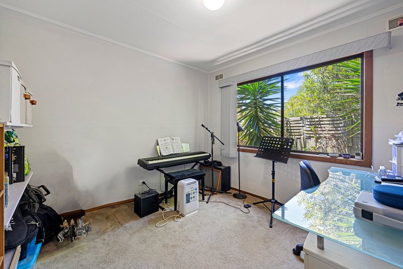 Photo - 7 Bird Street, Inverloch VIC 3996 - Image 11