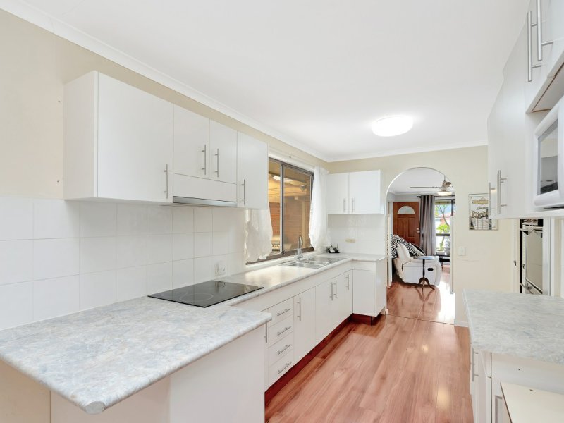 Photo - 7 Birribi Avenue, Nerang QLD 4211 - Image 2