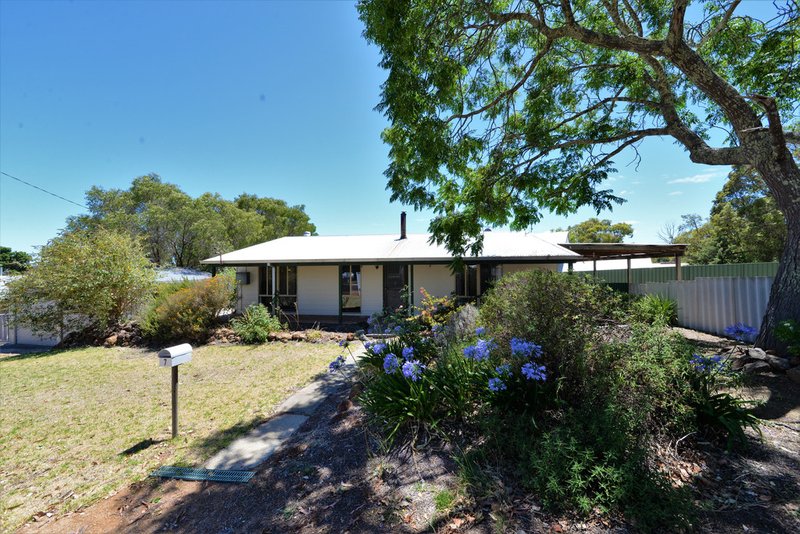 7 Bishop Street, Nannup WA 6275