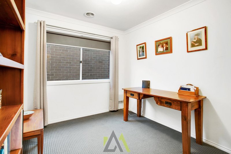 Photo - 7 Blackburn Mews, Langwarrin VIC 3910 - Image 11