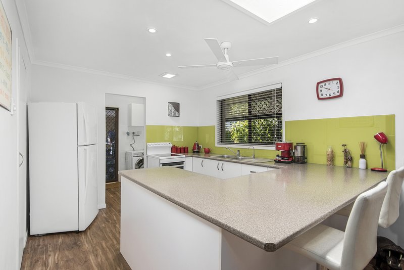 Photo - 7 Blackwood Place, Palm Beach QLD 4221 - Image 4