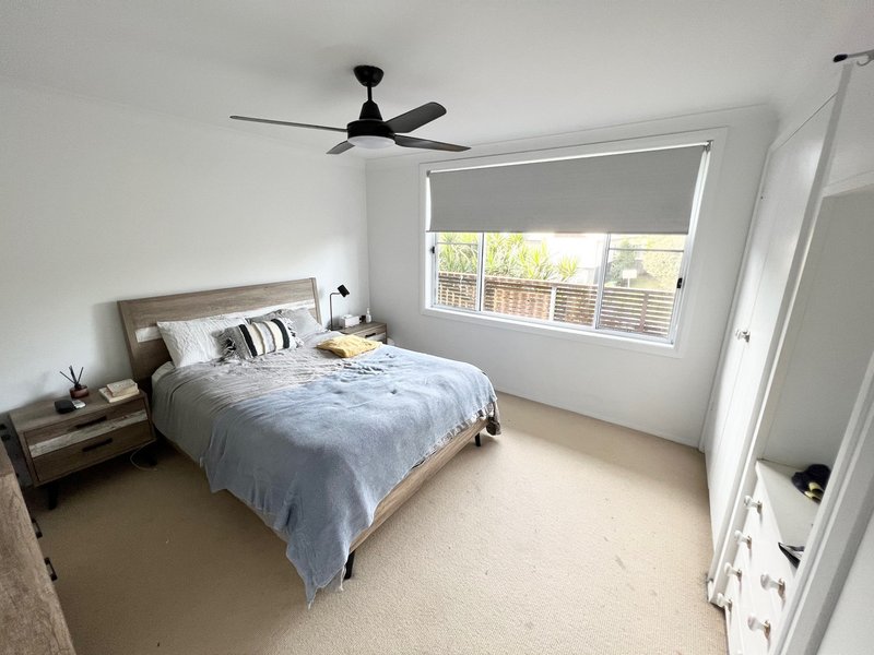 Photo - 7 Bluewave Crescent, Forresters Beach NSW 2260 - Image 8