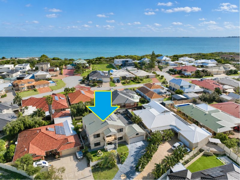 Photo - 7 Blyth Close, Warnbro WA 6169 - Image 1