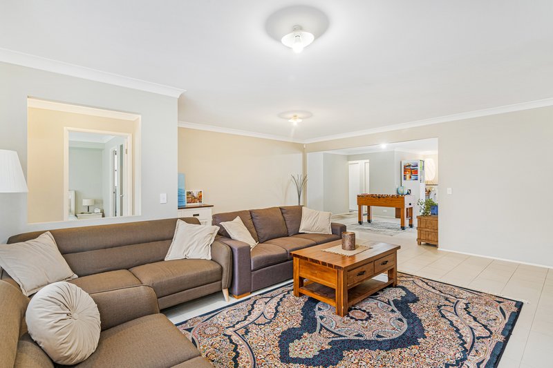 Photo - 7 Boddingtons Road, Glenfield NSW 2167 - Image 5