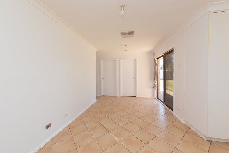 Photo - 7 Bonner Crescent, Dubbo NSW 2830 - Image 5