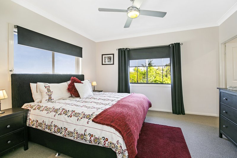 Photo - 7 Bonsoir Court, Eatons Hill QLD 4037 - Image 13