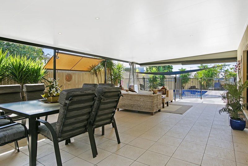 Photo - 7 Bonsoir Court, Eatons Hill QLD 4037 - Image 22