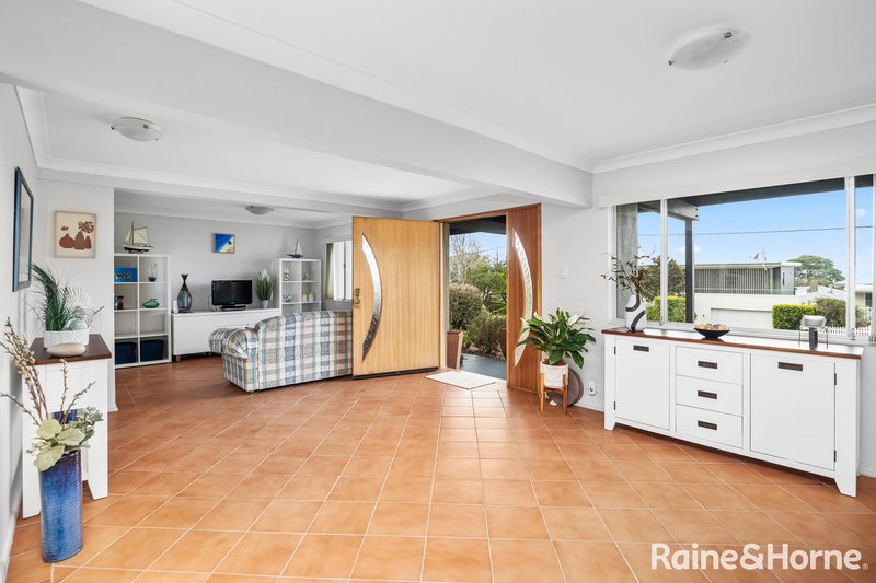 Photo - 7 Booth Avenue, Narrawallee NSW 2539 - Image 23