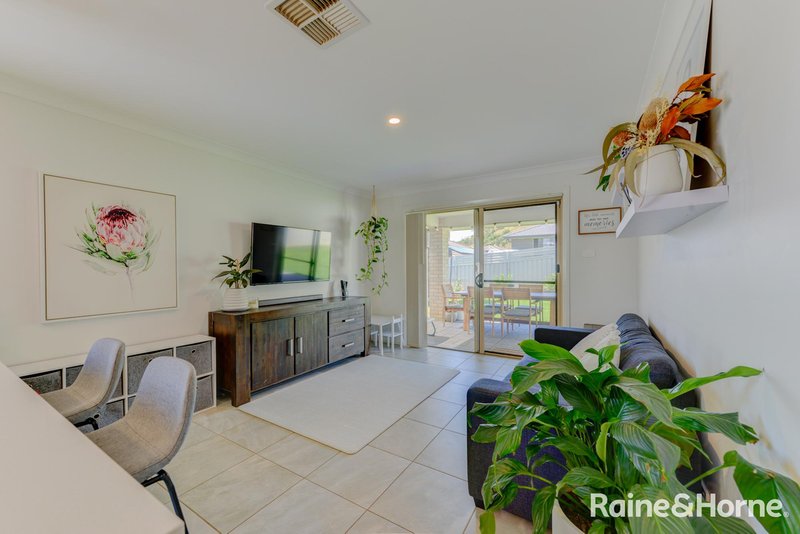 Photo - 7 Borrowdale Close, Tamworth NSW 2340 - Image 5