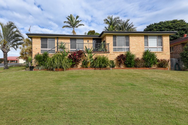 Photo - 7 Borrowdale Cres , Boambee East NSW 2452 - Image 2