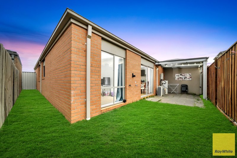Photo - 7 Bostock Drive, Tarneit VIC 3029 - Image 13