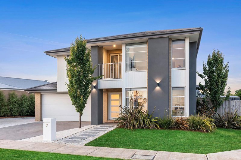 Photo - 7 Botany Circuit, Mount Duneed VIC 3217 - Image 1