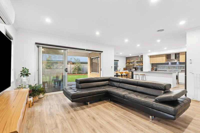 Photo - 7 Botany Circuit, Mount Duneed VIC 3217 - Image 3