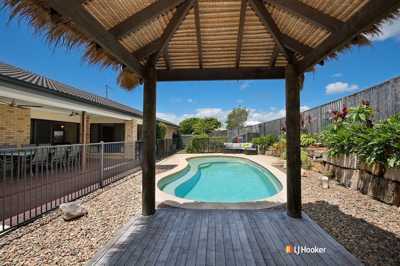 Photo - 7 Bowerbird Crescent, Dakabin QLD 4503 - Image 16