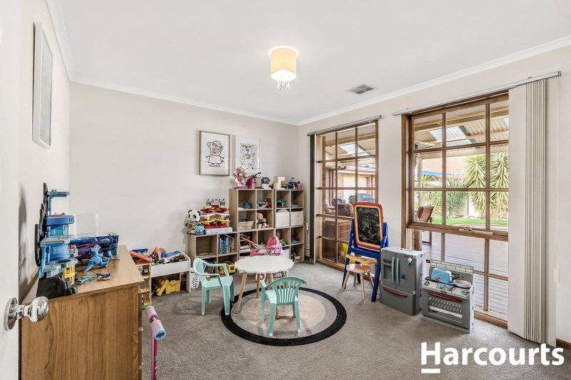 Photo - 7 Box Place, Hoppers Crossing VIC 3029 - Image 17