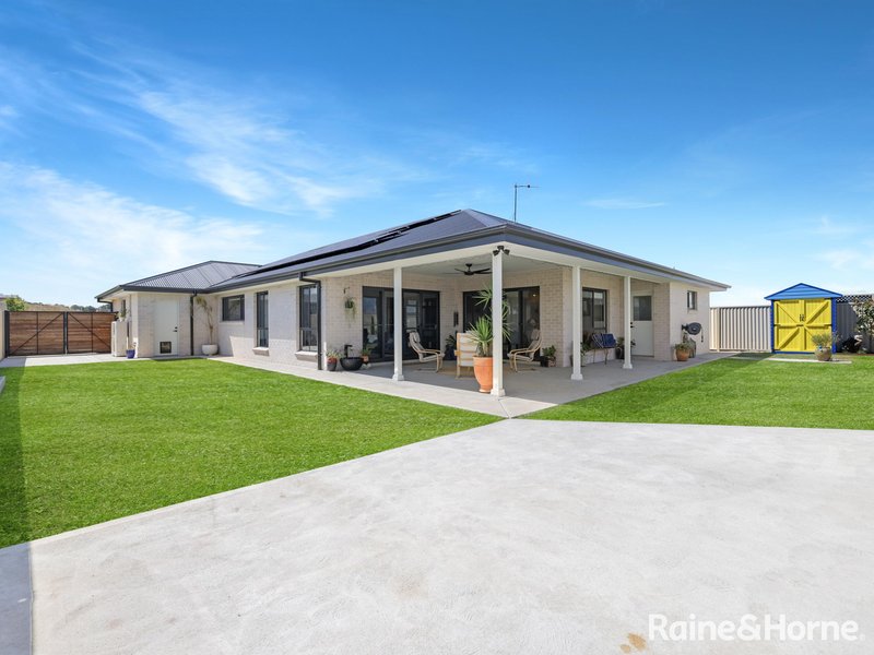 Photo - 7 Bradbury Drive, Kelso NSW 2795 - Image 20