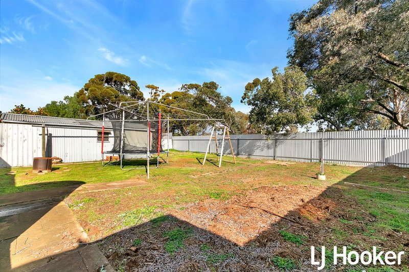 Photo - 7 Bratton Street, Davoren Park SA 5113 - Image 15