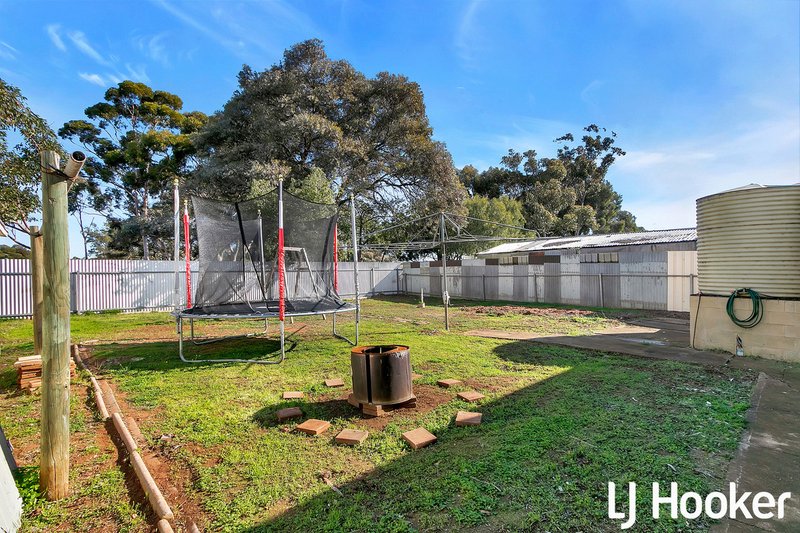 Photo - 7 Bratton Street, Davoren Park SA 5113 - Image 16