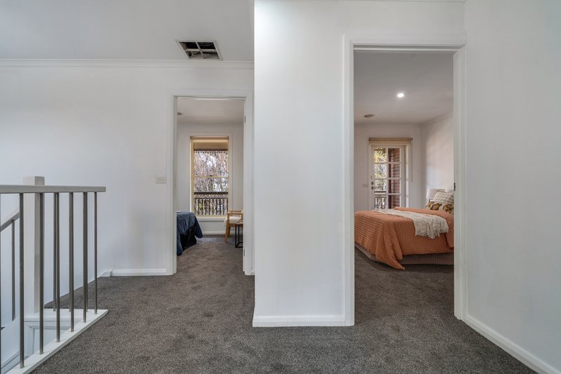 Photo - 7 Brearley Place, Roxburgh Park VIC 3064 - Image 9