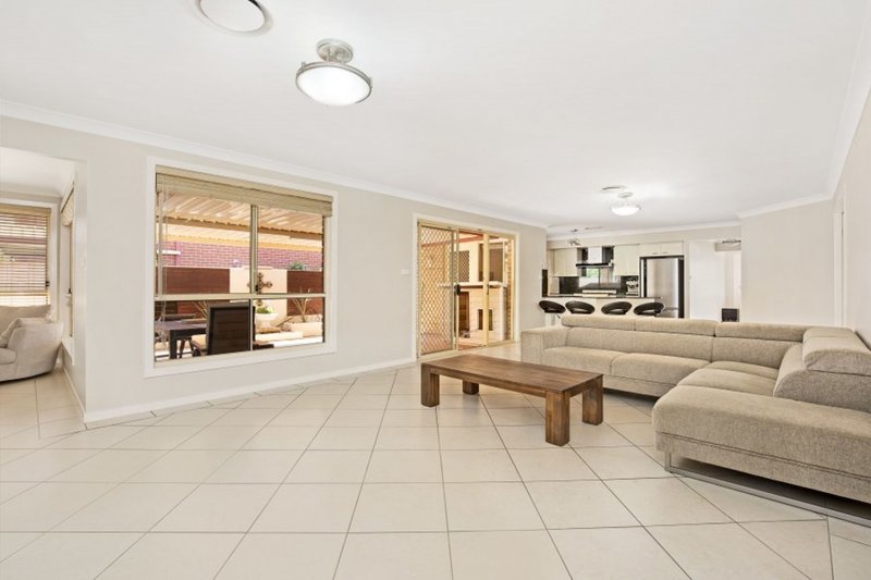 Photo - 7 Briana Court, Kellyville NSW 2155 - Image 4