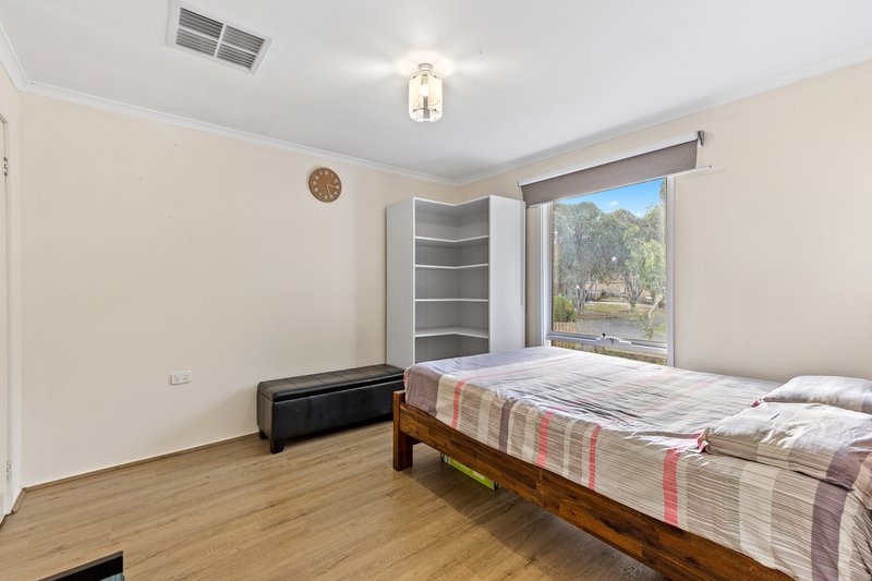 Photo - 7 Briar Rose Walk, Croydon South VIC 3136 - Image 4