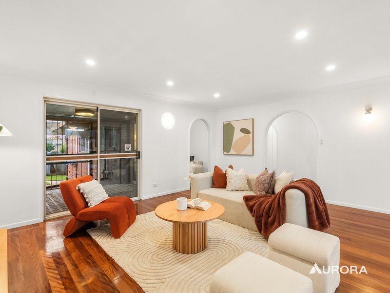 Photo - 7 Brigantine Place, Sunnybank Hills QLD 4109 - Image 2