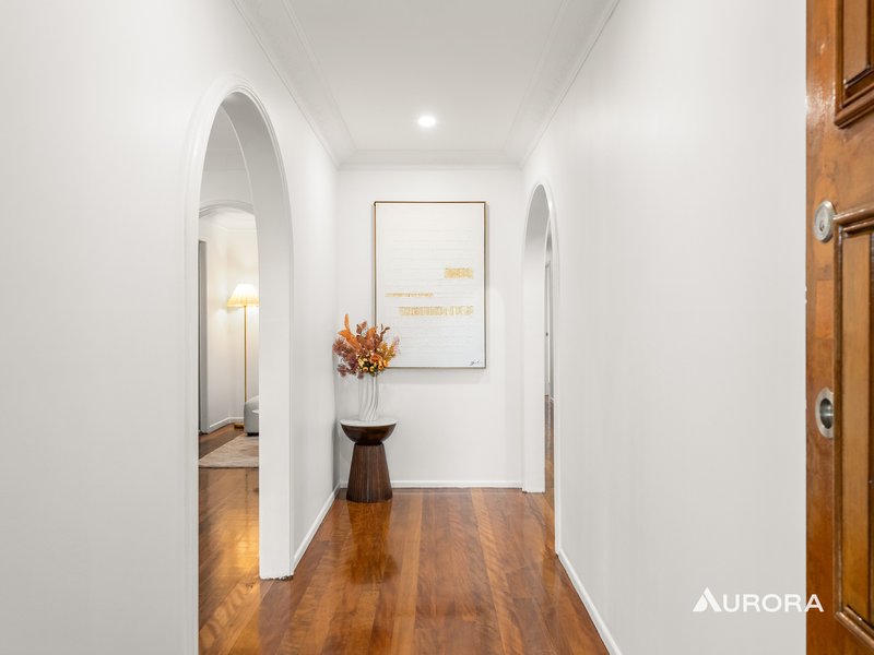 Photo - 7 Brigantine Place, Sunnybank Hills QLD 4109 - Image 11