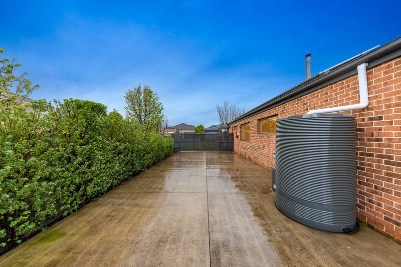 Photo - 7 Britton Drive, Pakenham VIC 3810 - Image 24