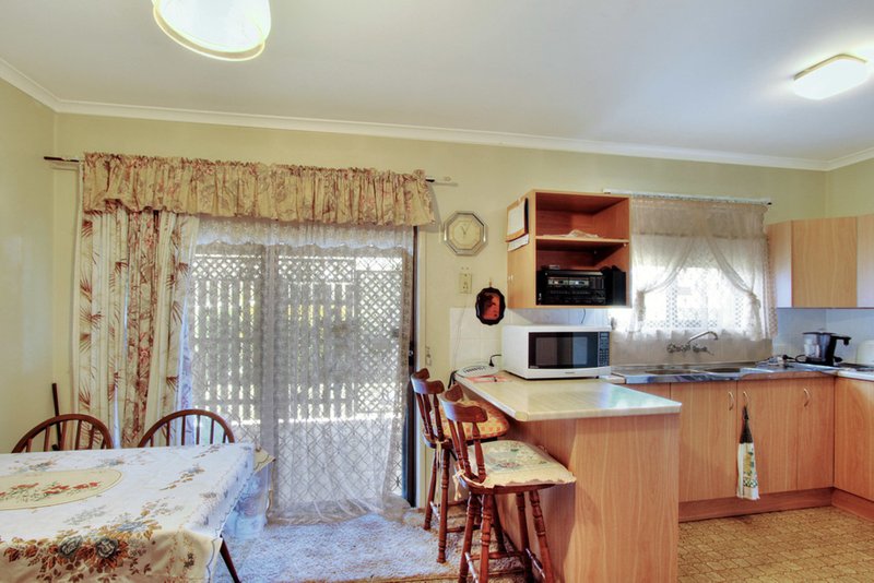 Photo - 7 Brooks Street, Slacks Creek QLD 4127 - Image 4