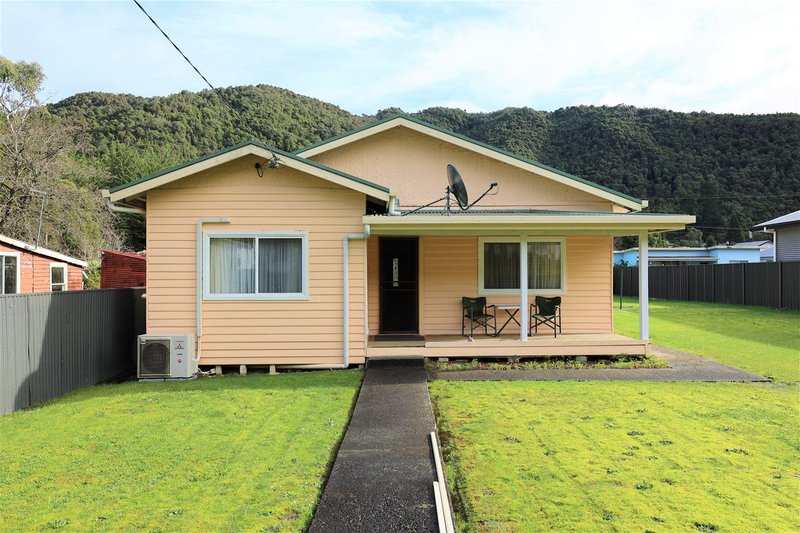 Photo - 7 Brown Street, Queenstown TAS 7467 - Image 17