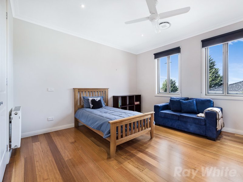 Photo - 7 Bruce Street, Mount Waverley VIC 3149 - Image 10