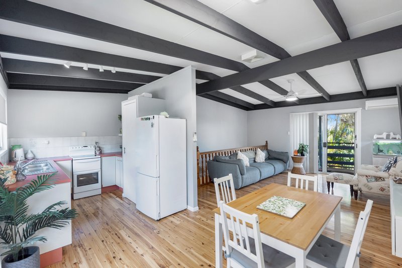 Photo - 7 Brunel Street, Kippa-Ring QLD 4021 - Image 3