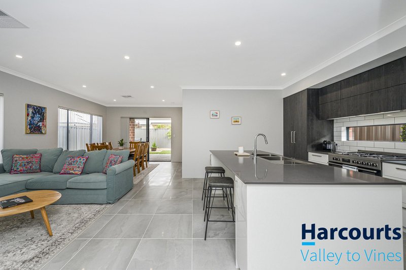 Photo - 7 Brushtail Road, Brabham WA 6055 - Image 10