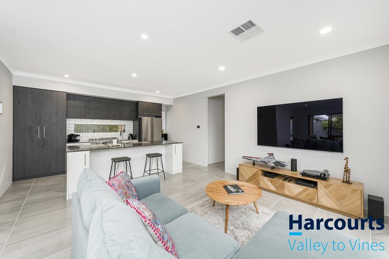 Photo - 7 Brushtail Road, Brabham WA 6055 - Image 14