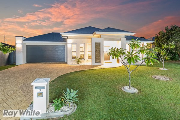 7 Brushtail Street, North Lakes QLD 4509