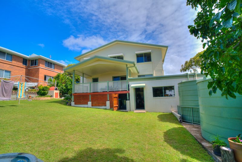 Photo - 7 Bryant Street, Agnes Water QLD 4677 - Image 4