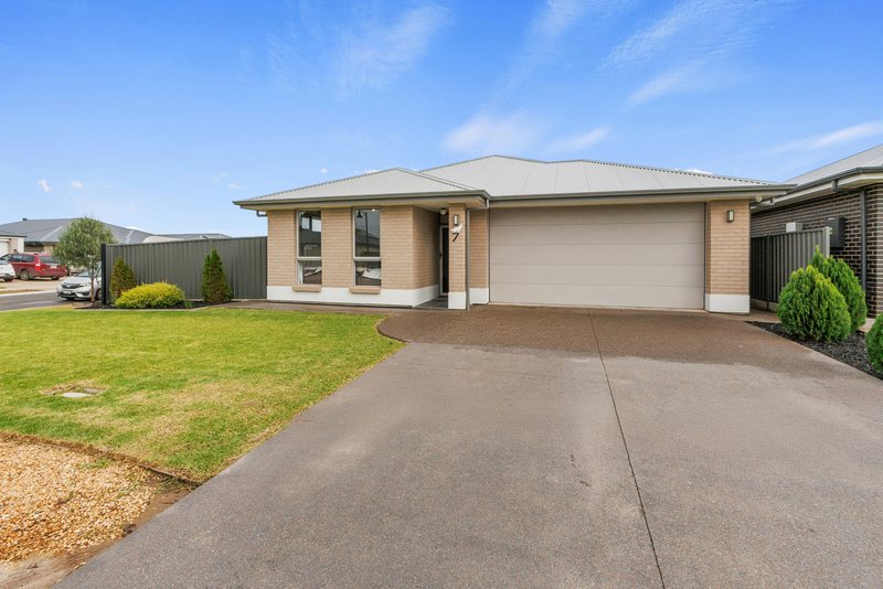 Photo - 7 Buchanan Avenue, Two Wells SA 5501 - Image 2