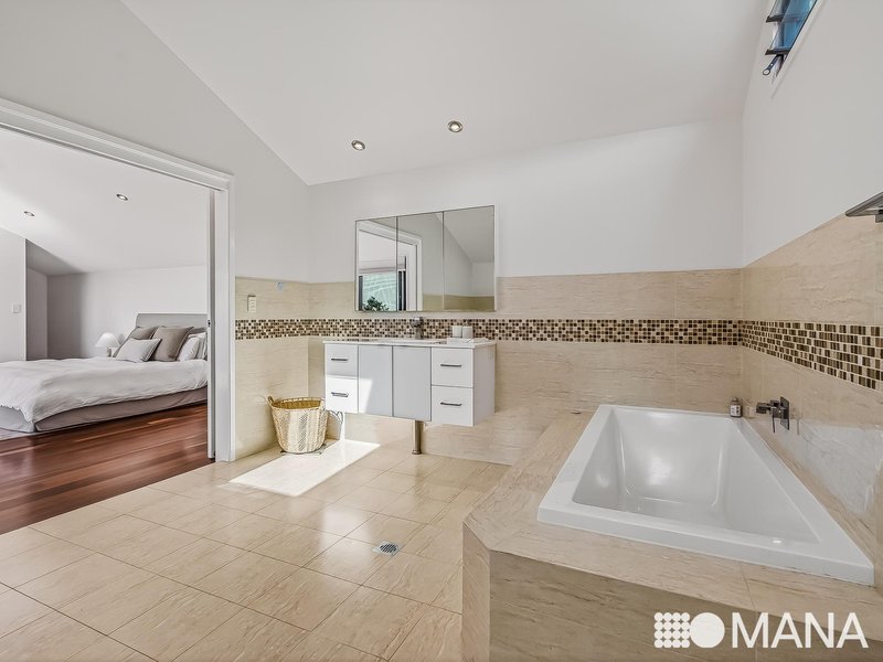 Photo - 7 Bulgoon Crescent, Ocean Shores NSW 2483 - Image 22