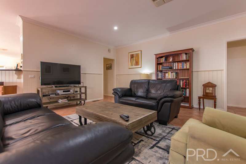 Photo - 7 Burbury Mews, Tumut NSW 2720 - Image 12